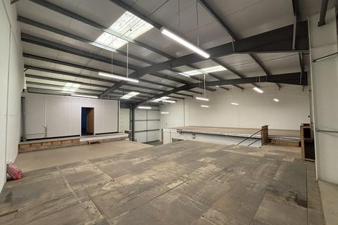Industrial unit to rent, Unit 2 Neptune Business Centre, Tewkesbury Road, Cheltenham, GL51 9FB