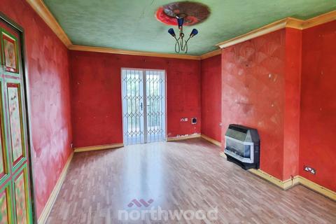 3 bedroom semi-detached house for sale, Briar Road, Doncaster DN6