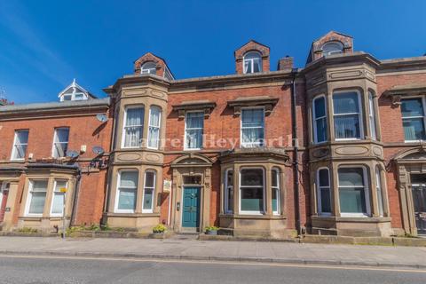 3 bedroom flat for sale, Ribblesdale Place, Preston PR1