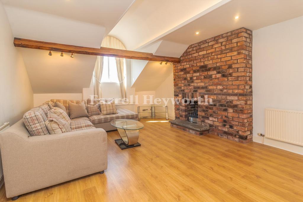 Lounge image 2