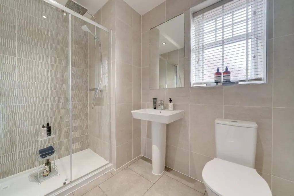 Shower Room.png