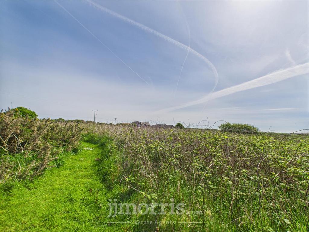 CAM02122 G0-PR0294-STILL057.jpg