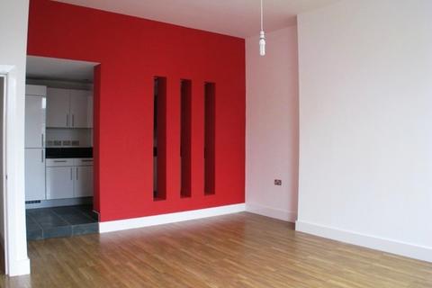 2 bedroom flat to rent, Catharine Street, Liverpool L8