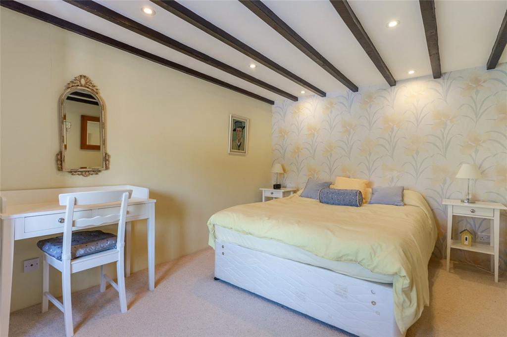 Bed 1