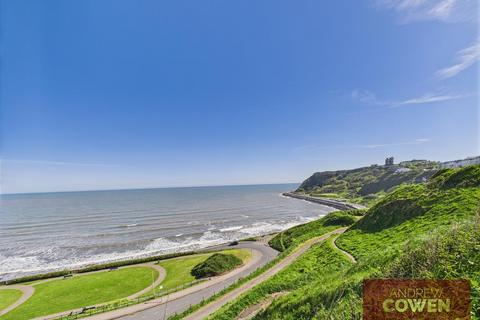 2 bedroom flat for sale, Queens Parade, Scarborough YO12