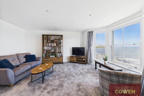 2 bedroom flat for sale, Queens Parade, Scarborough YO12