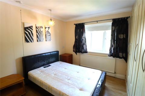 3 bedroom terraced house to rent, Larkway Close, Kingsbury NW9