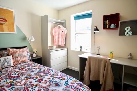 8 bedroom house of multiple occupation to rent, Ringmer Road, Brighton BN1