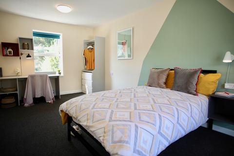 8 bedroom house of multiple occupation to rent, Ringmer Road, Brighton BN1