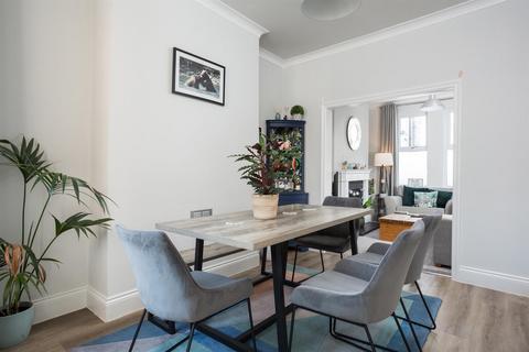 3 bedroom house for sale, Moss Street, York