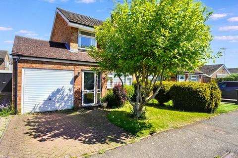 3 bedroom semi-detached house for sale, Alsa Gardens, Elsenham CM22