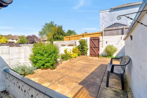 3 bedroom terraced house for sale, Avon Road, Bideford