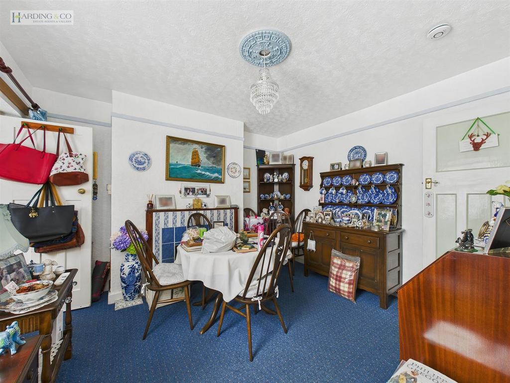 Dining Room .2.jpg