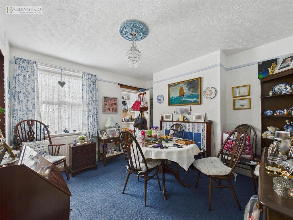 Dining Room .1.jpg