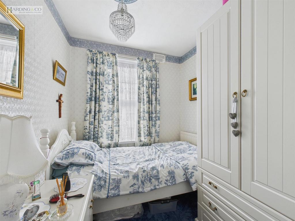 Bedroom 3 .1.jpg