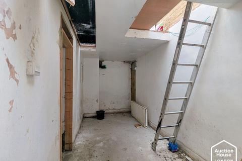 230a Sydenham Road, Croydon, CR0 2EB