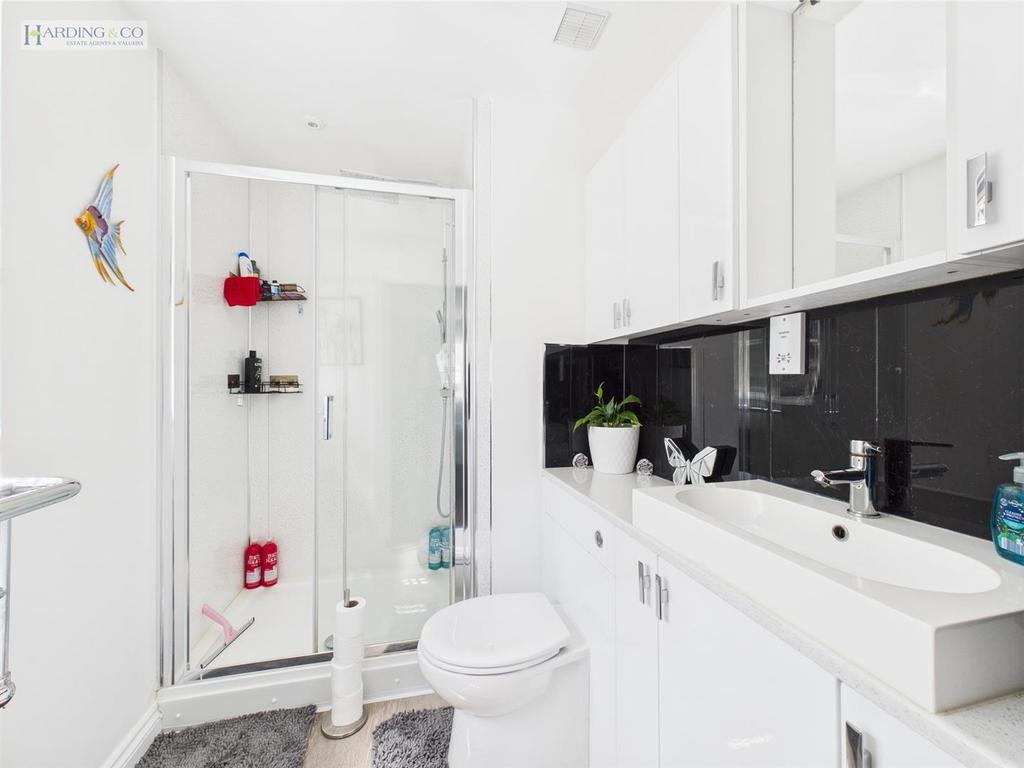 En suite.jpg