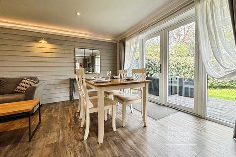 2 bedroom bungalow for sale, The Lakes, Main Road, Rookley