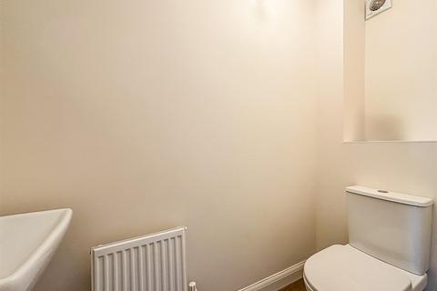 3 bedroom townhouse for sale, Hilton Crescent, Hullbridge SS5