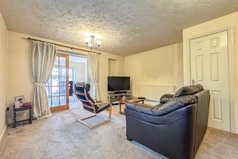 2 bedroom end of terrace house for sale, Warwick Road, Lower Bullingham, Hereford, HR2