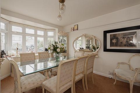 108 Rosebery Road, Epsom, KT18 6AA