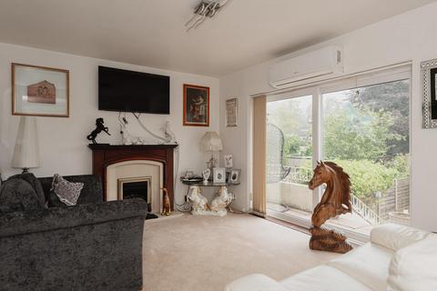 108 Rosebery Road, Epsom, KT18 6AA