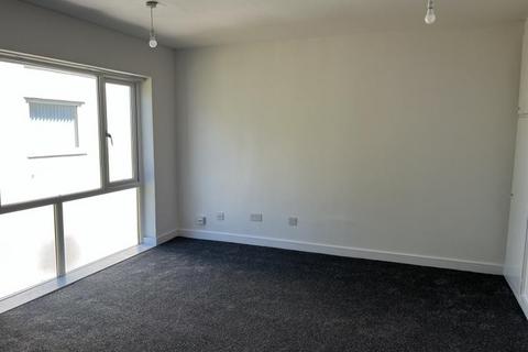 1 bedroom flat for sale, 9 Glan Gors, Harlech