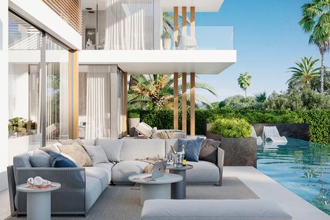 5 bedroom villa, Avenue Marbella, Spain