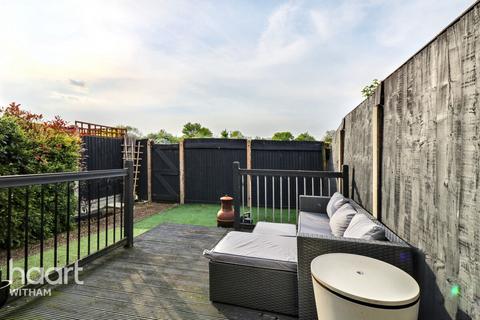 24 Alan Road, Witham, CM8 1PT