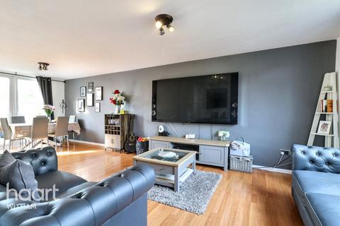 24 Alan Road, Witham, CM8 1PT