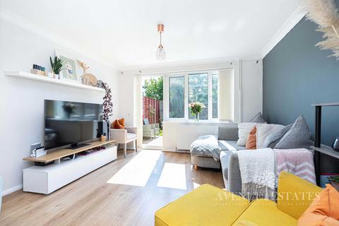 2 bedroom end of terrace house for sale, Cucklington Gardens, Bournemouth BH9