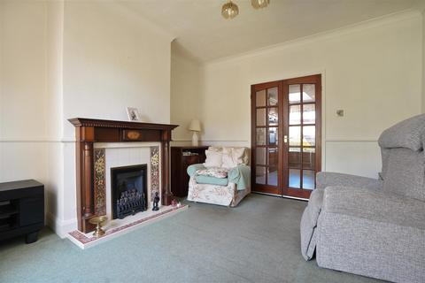 18 Midfield Road, Sheffield, S10 1SU