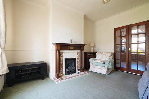 18 Midfield Road, Sheffield, S10 1SU