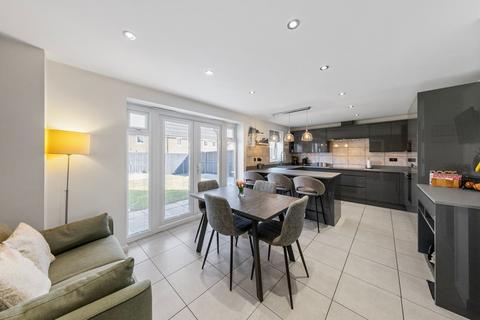 4 bedroom detached house for sale, Pasadena Avenue, Great Sankey, WA5