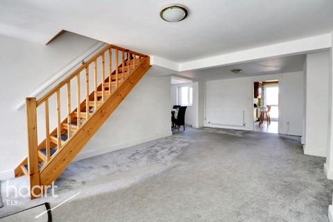 4 bedroom semi-detached house for sale, The Shade, Soham