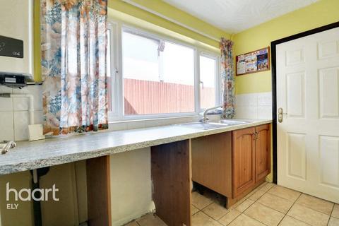 4 bedroom semi-detached house for sale, The Shade, Soham