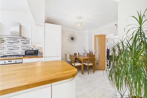 3 bedroom terraced house for sale, New Road, West Molesey