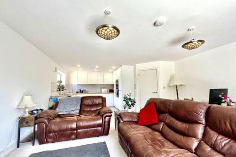 3 bedroom property for sale, Fishers Lock, Newport