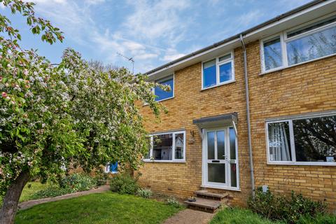 29 Cavalier Road, Thame, OX9 3TP