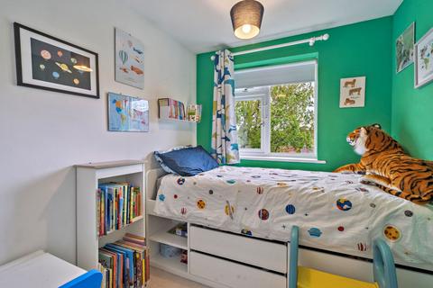 29 Cavalier Road, Thame, OX9 3TP