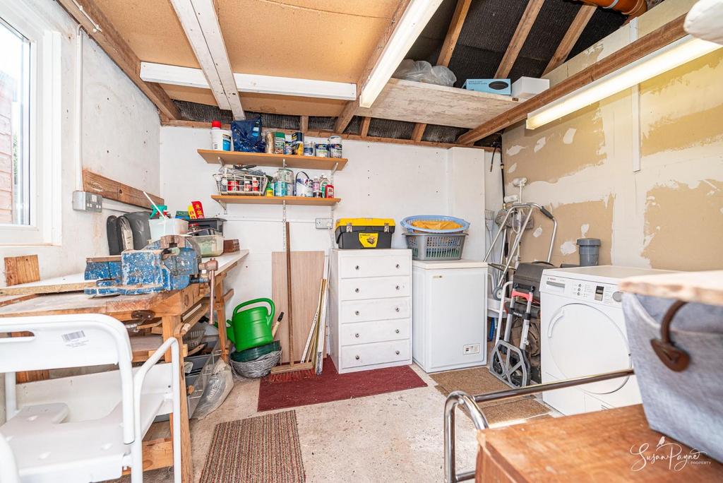 Workshop/Utility Room