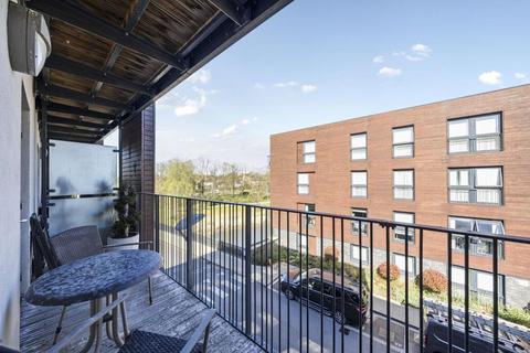 1 bedroom flat for sale, Moore Court, Stanmore HA7