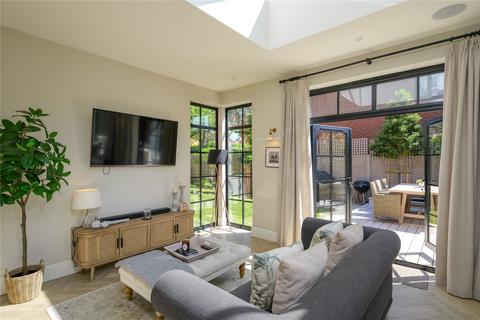 Stratton Lodge, 2 Beckets Lane, Nailsea, Bristol, BS48 4LT