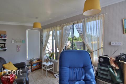 3 bedroom detached bungalow for sale, Colletts Bridge Lane, Elm