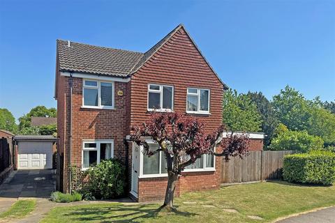 Brooklands Way, Redhill