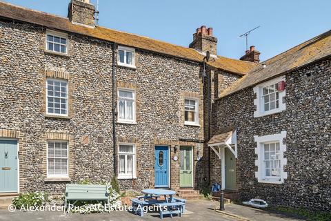 2 Church Square, Broadstairs, CT10 1HB