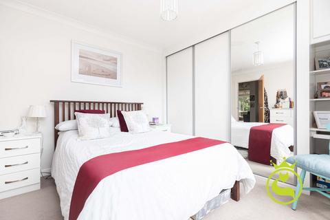 2 bedroom flat for sale, The Avenue, Poole BH13