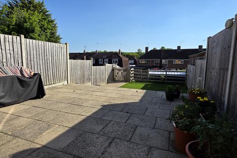 61 Hanworth Road, Warwick, CV34 5DY