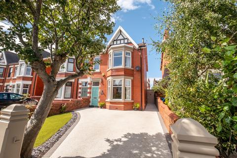 4 bedroom semi-detached house for sale, Beach Avenue, Lytham, FY8