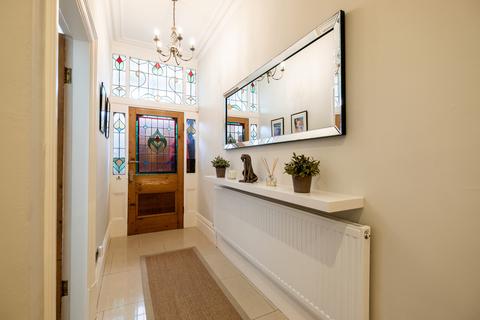 4 bedroom semi-detached house for sale, Beach Avenue, Lytham, FY8